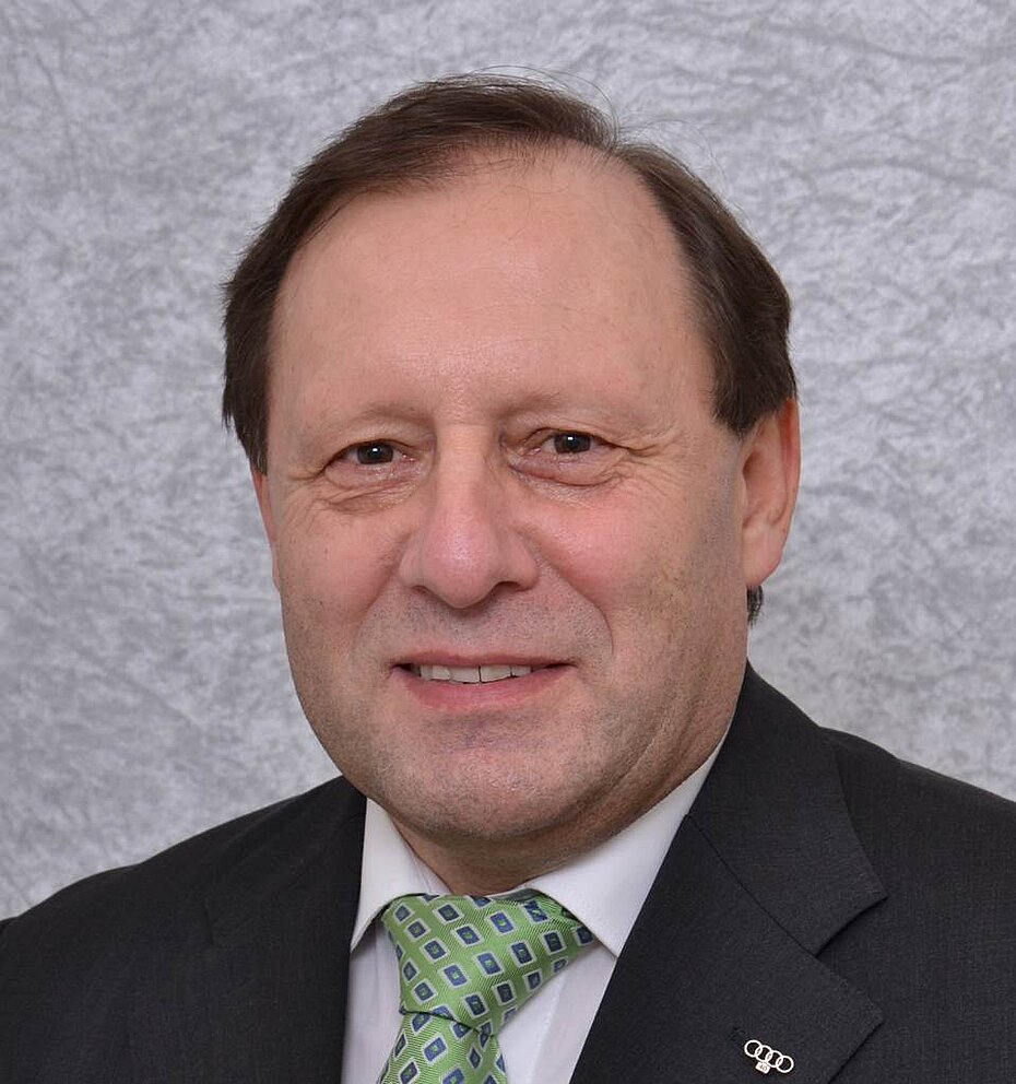 Simon Neumayer